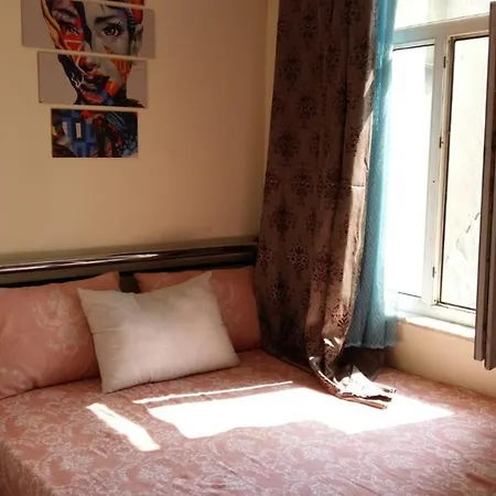 Loca Hotel ekonomiczny Stambuł