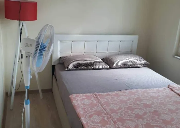 Loca Økonomihotel *